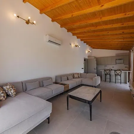 Villa Bayindirda Korunakli 4 Kisilik