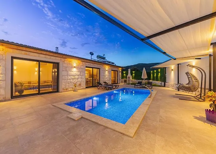 Bayindirda Korunakli 4 Kisilik *